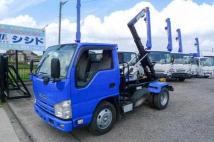 2013 Isuzu Elf Truck