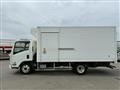 2019 Isuzu Elf Truck