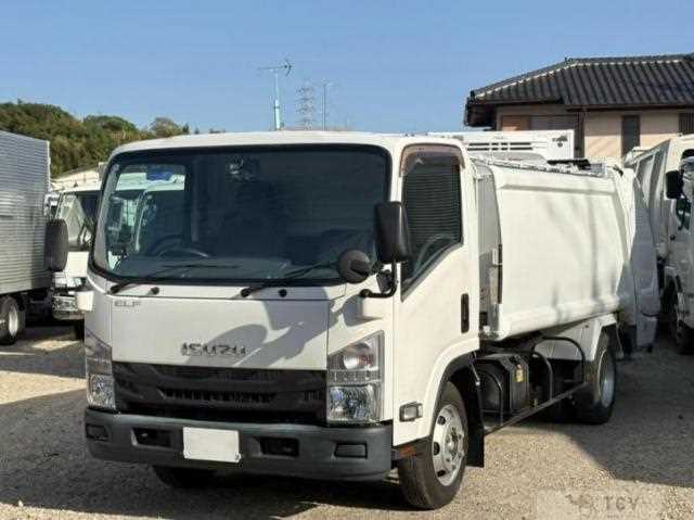2018 Isuzu Elf Truck