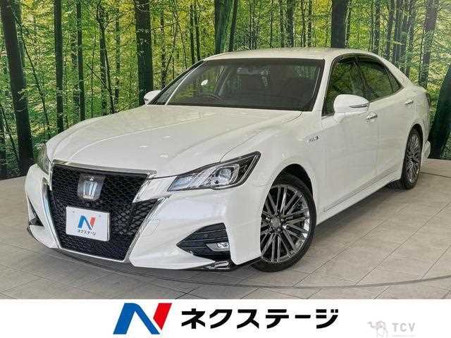 2016 Toyota Crown Hybrid
