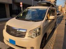 2011 Toyota Noah