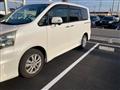 2012 Toyota Noah