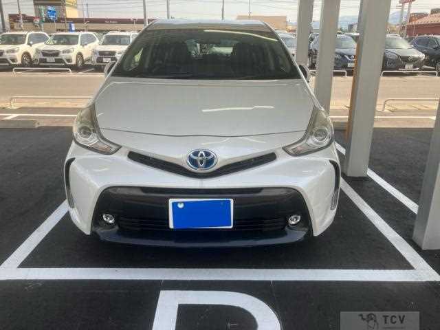 2015 Toyota PRIUS α