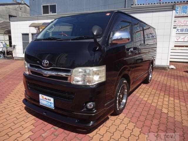 2010 Toyota Hiace Van