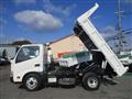 2013 Hino Dutro