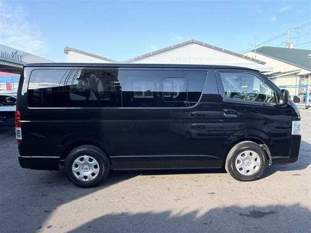 Toyota Hiace Van 2024 — миниатюра 5