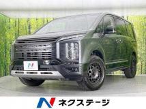 2019 Mitsubishi Delica D5