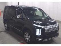 2019 Mitsubishi Delica D5