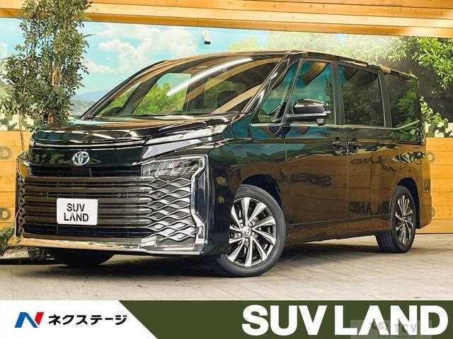 2023 Toyota Voxy
