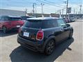 2021 BMW MINI