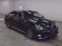 2011 Toyota Crown Majesta