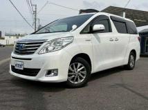 2013 Toyota Alphard Hybrid