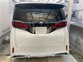 2025 Toyota Alphard Hybrid