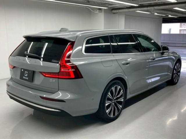 Volvo V60 2025 — фото 8 купить в Москве