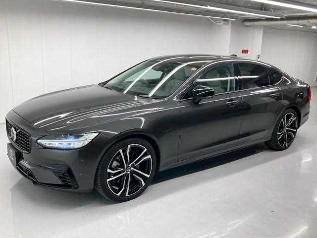 Volvo S90 2023 — фото 2 купить в Москве