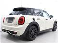 2017 BMW MINI