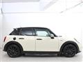 2017 BMW MINI