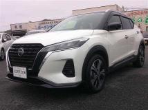 2022 Nissan KIX