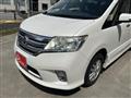 2012 Nissan Serena