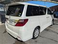 2013 Toyota Alphard G