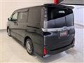 2016 Toyota Voxy
