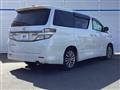 2013 Toyota Vellfire