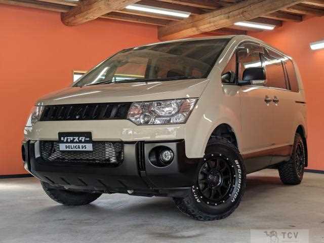 2015 Mitsubishi Delica D5