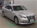 2017 Toyota Crown Hybrid