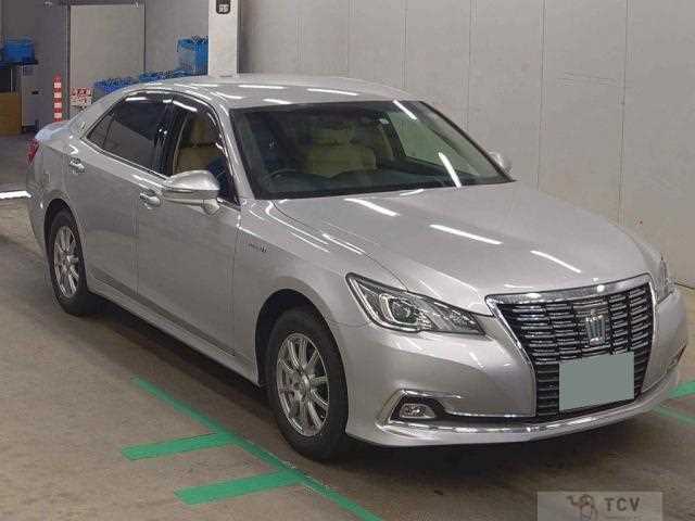 2017 Toyota Crown Hybrid