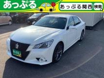 2015 Toyota Crown