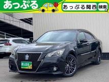 2014 Toyota Crown Hybrid