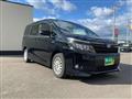 2014 Toyota Voxy