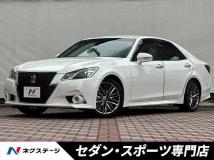 2015 Toyota Crown Hybrid