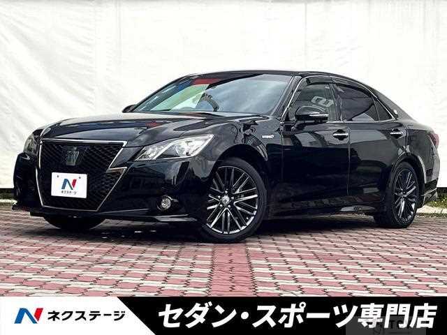 2015 Toyota Crown Hybrid