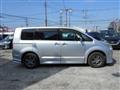 2011 Mitsubishi Delica D5