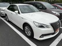 2013 Toyota Crown
