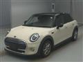 2019 BMW MINI