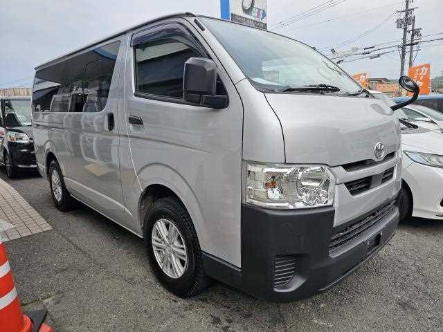 Toyota Hiace Van 2024 — миниатюра 2