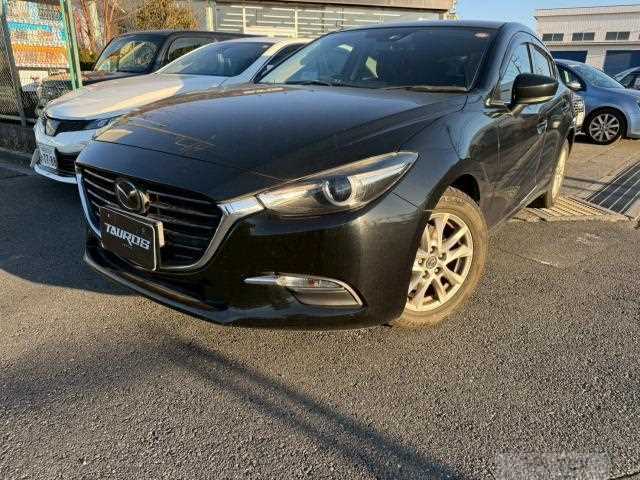 2016 Mazda Axela