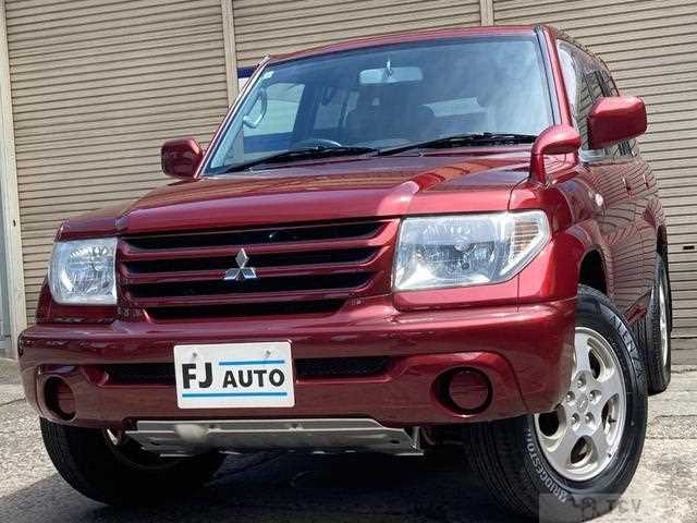 2003 Mitsubishi Pajero iO