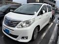 2013 Toyota Alphard Hybrid