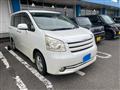 2009 Toyota Noah
