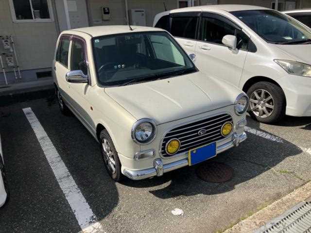 2001 Daihatsu Miragino