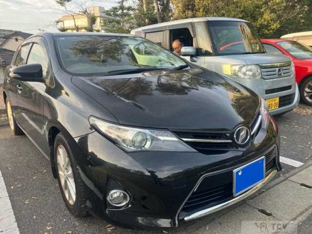2012 Toyota Auris