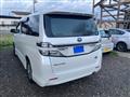 2013 Toyota Vellfire