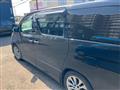 2010 Toyota Vellfire