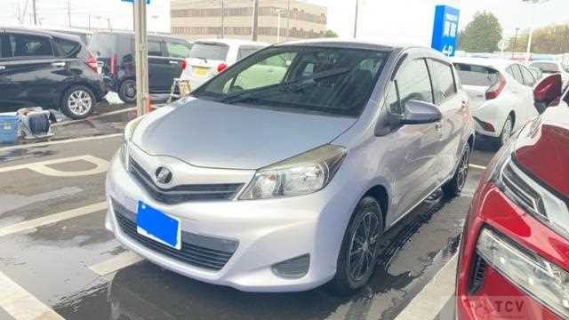 2013 Toyota Vitz