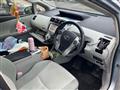 2013 Toyota PRIUS α