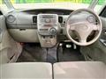 2011 Daihatsu Tanto