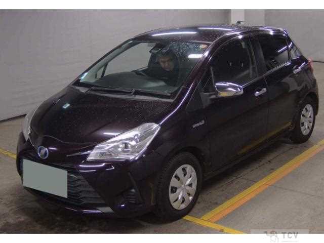 2017 Toyota Vitz